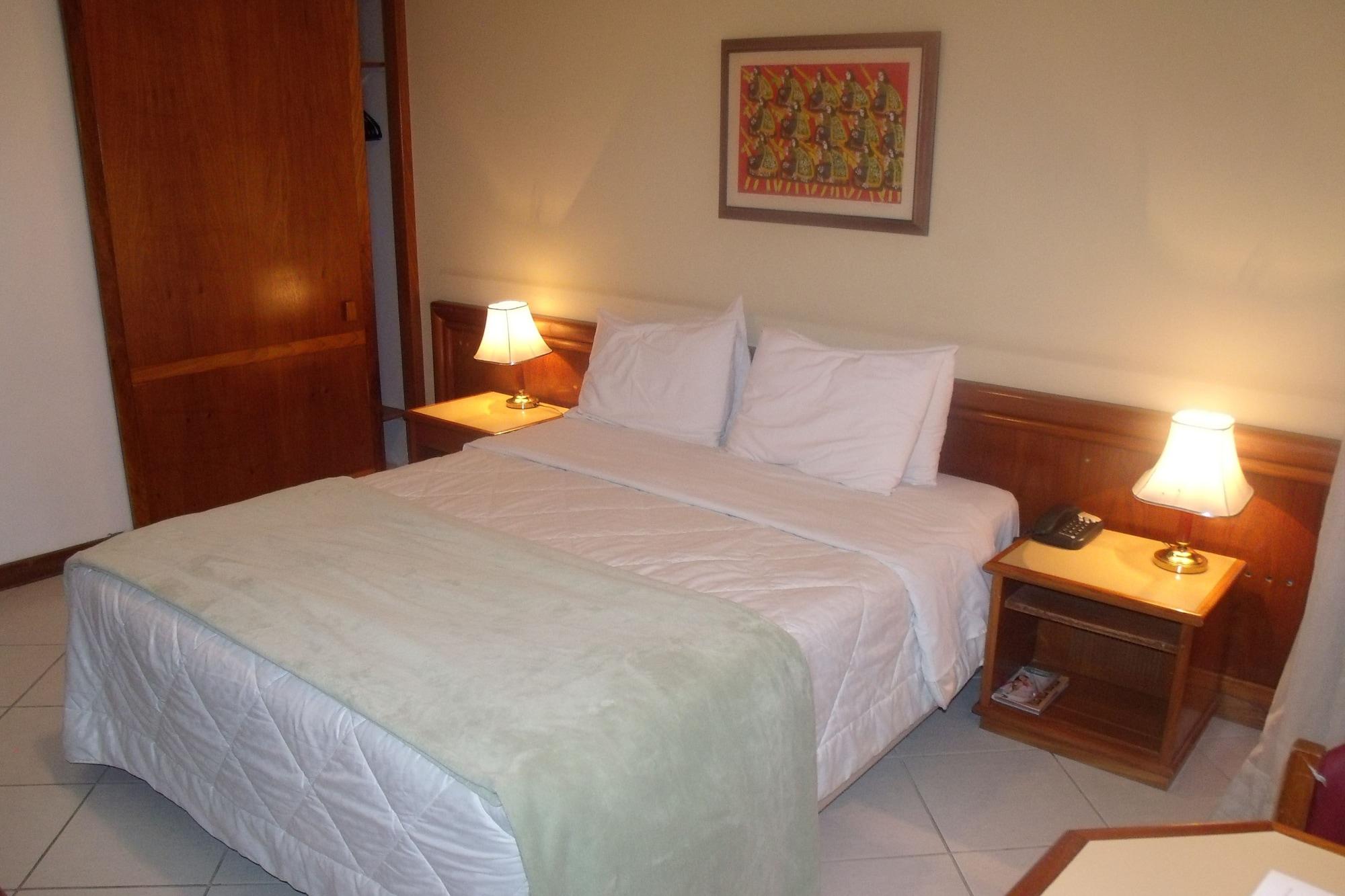 Continental Porto Alegre By Samba Hotel Exterior photo
